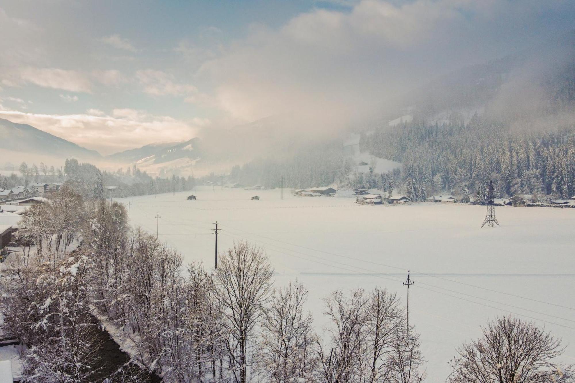Ferienwohnung Alte Bildhauerei Aurach bei Kitzbuehel Exterior foto